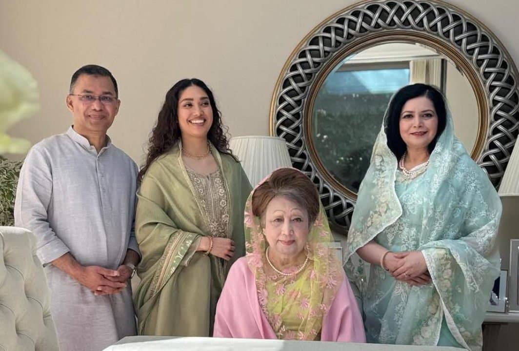 Khaleda Zia With Family