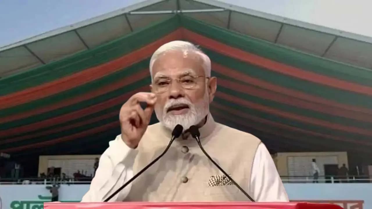 Live Update: Prime Minister Narendra Modis speech at the BJPs Brigade rally stage