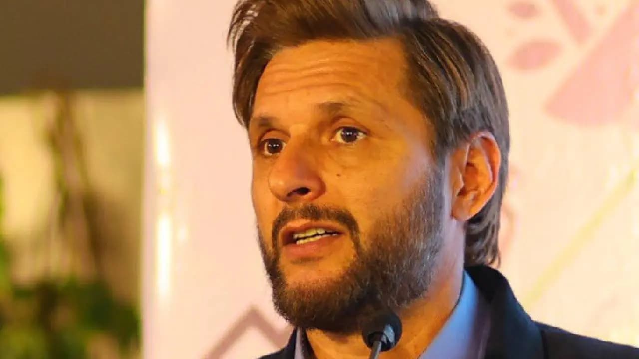 Shahid Afridis Appeal As Petrol Price In Pakistan Soars To PKR 458