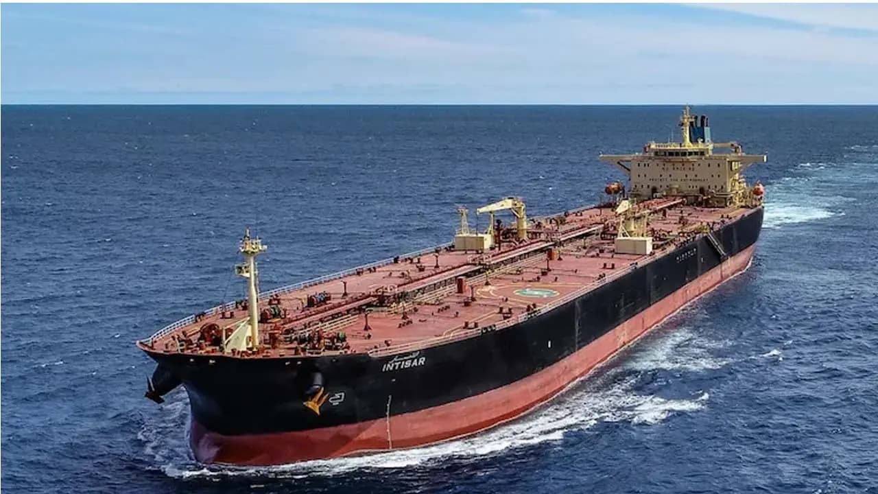 India resumes oil purchases from Iran after seven years how much will it benefit