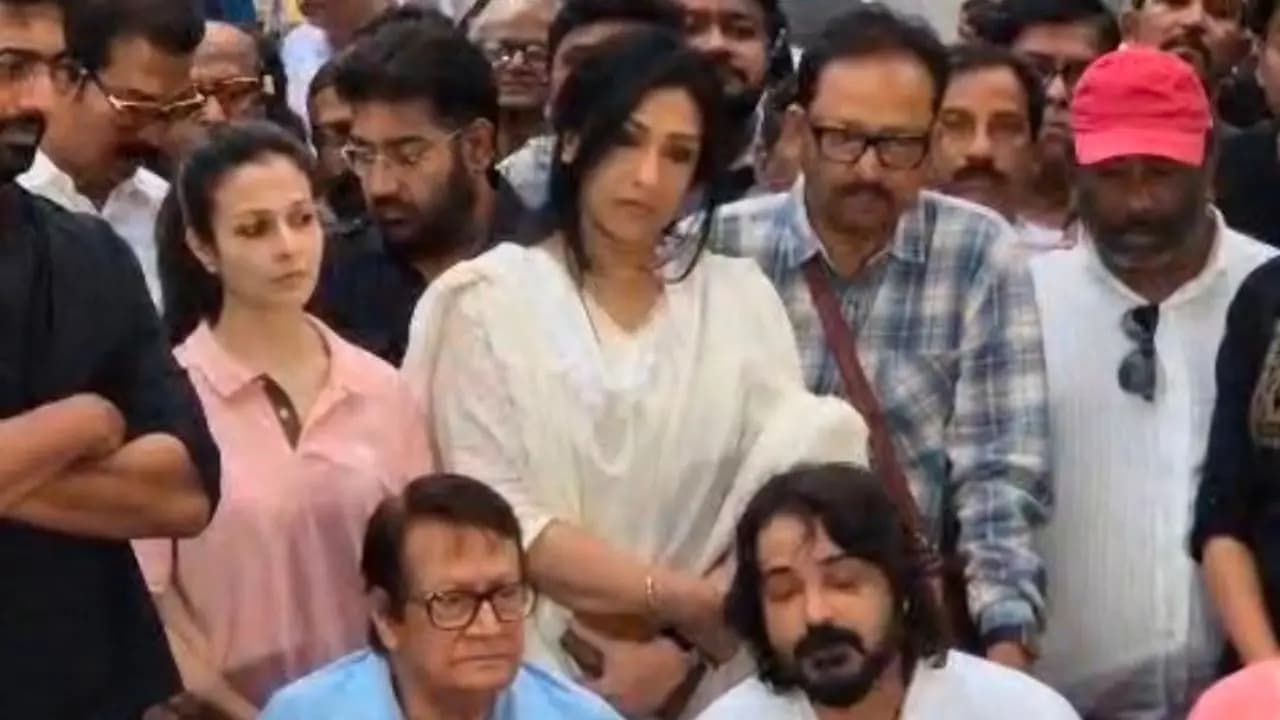 Tollywood meeting update magic moments motion pictures is banned and here is what they discussed about insurance and sop