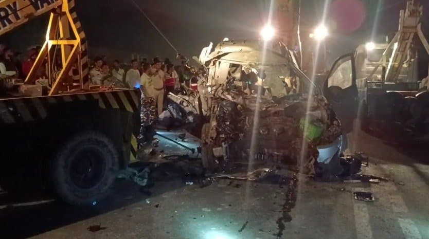 Three killed in malda accident