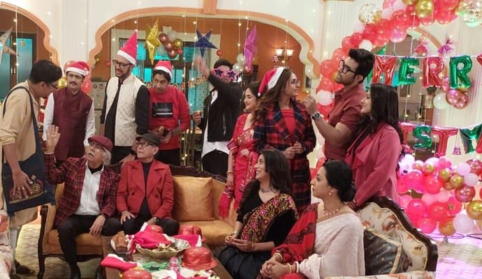 Set Visit Of Zee Bangla Mega Serial Kon Gopone Mon Veseche