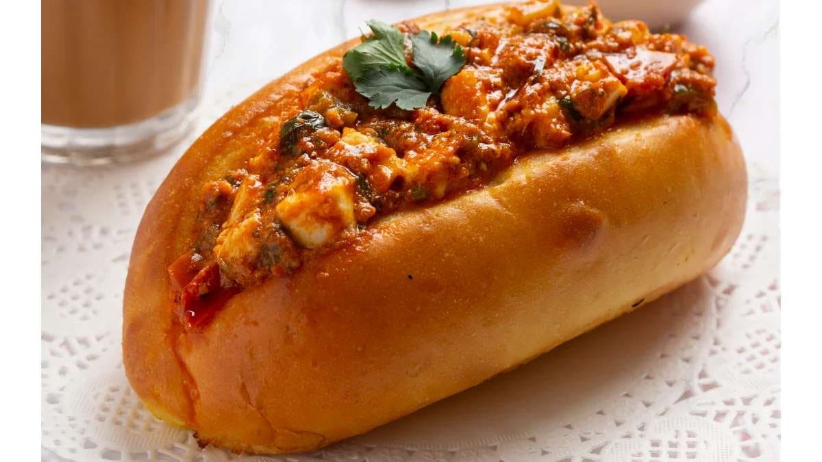 Video of cockroach crawling over paneer rolls at Theobroma outlet in Mumbai goes viral