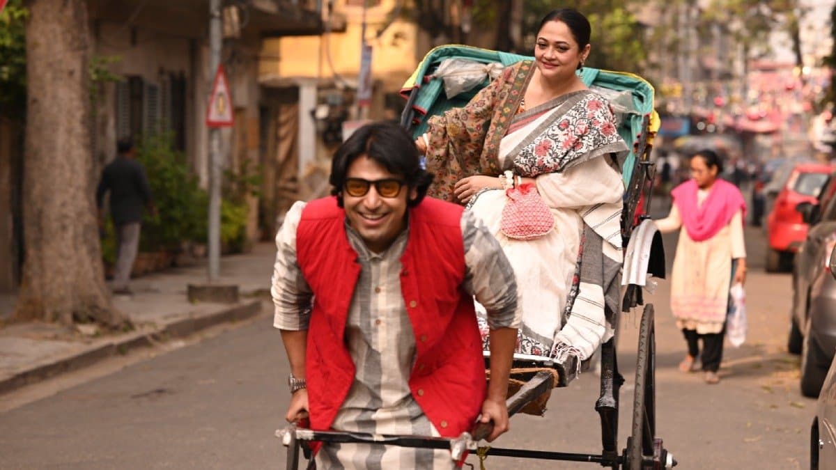 Bengali Actress Rupanjana Mitra and Saptarshi Maulik in an exclusive fashion shoot by Aajkaal lif