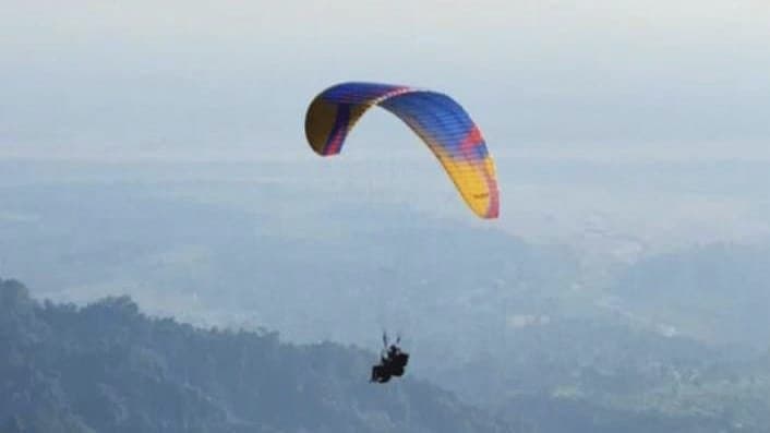 Adventure hub in North Bengal tourists now can enjoy paragliding gnr