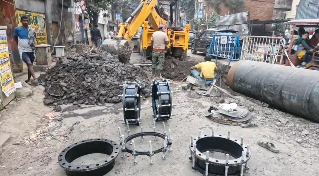 For the water supply line damage some wards of Howrah municipal area might face drinking water problem gnr