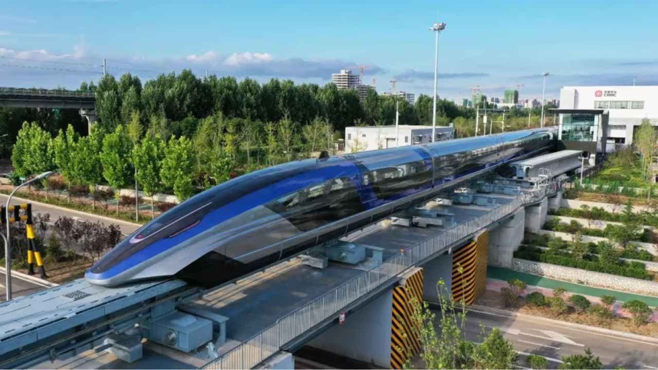 Maglev train