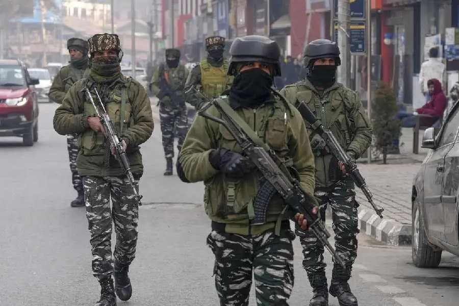 জিপিএসের সাহায্যে অতি দ্রুত সেই সেনা কোথায় রয়েছে তা জানা যাবে।