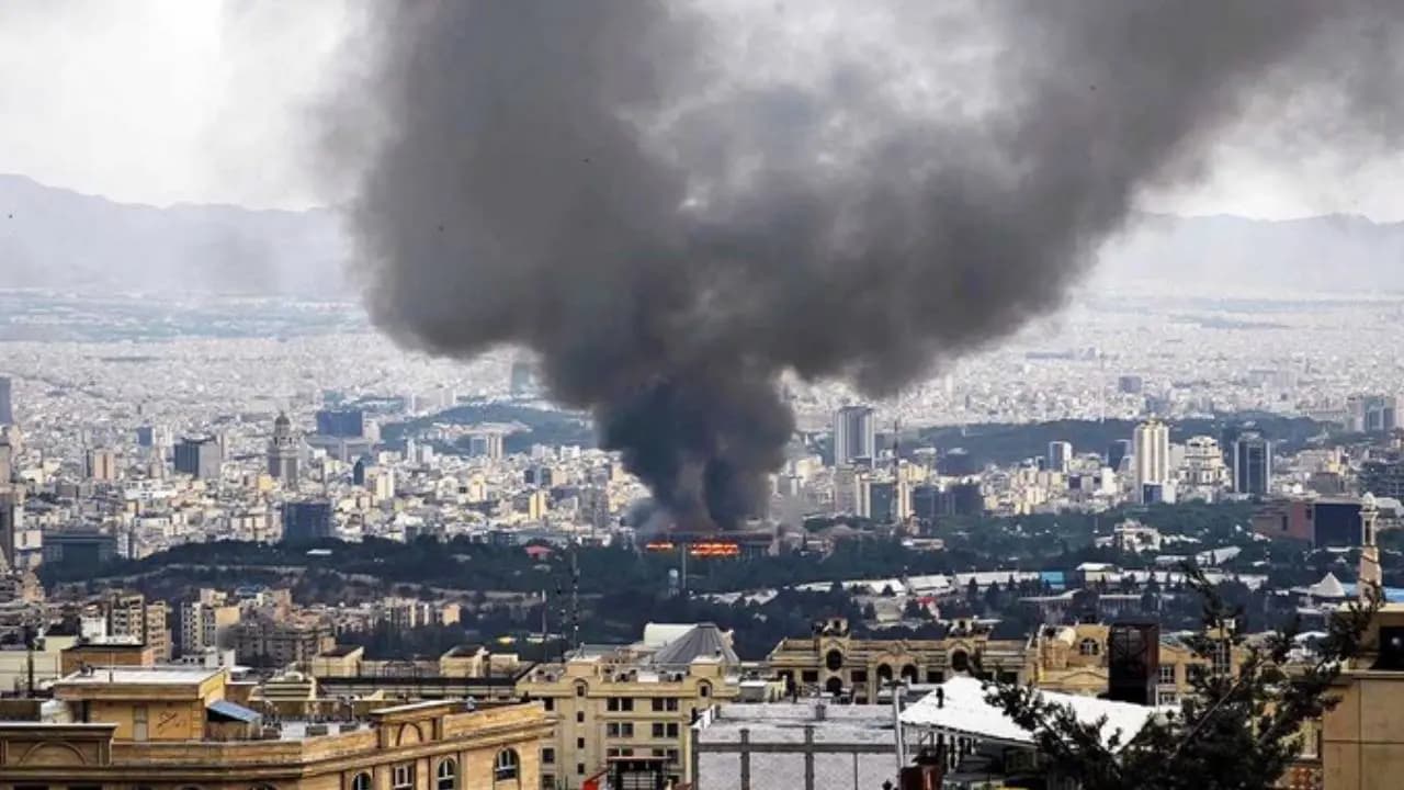 'We are not Qatar! Islamabad will respond if attacked', Pakistan warns Israel