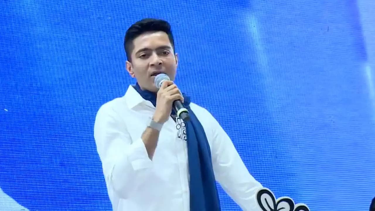 Abhishek Banerjee issues stern warning regarding party discipline from the Naoda campaign meeting