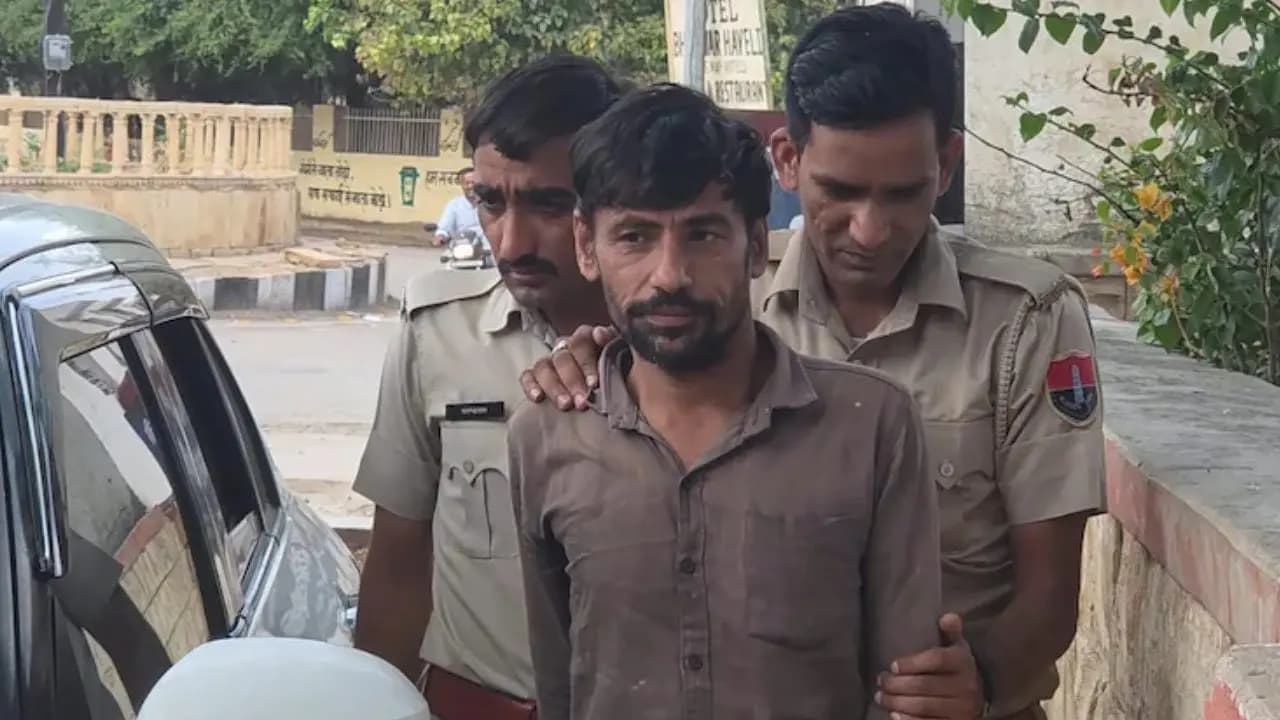 Jaisalmer theifs stunning act after stealing from a house