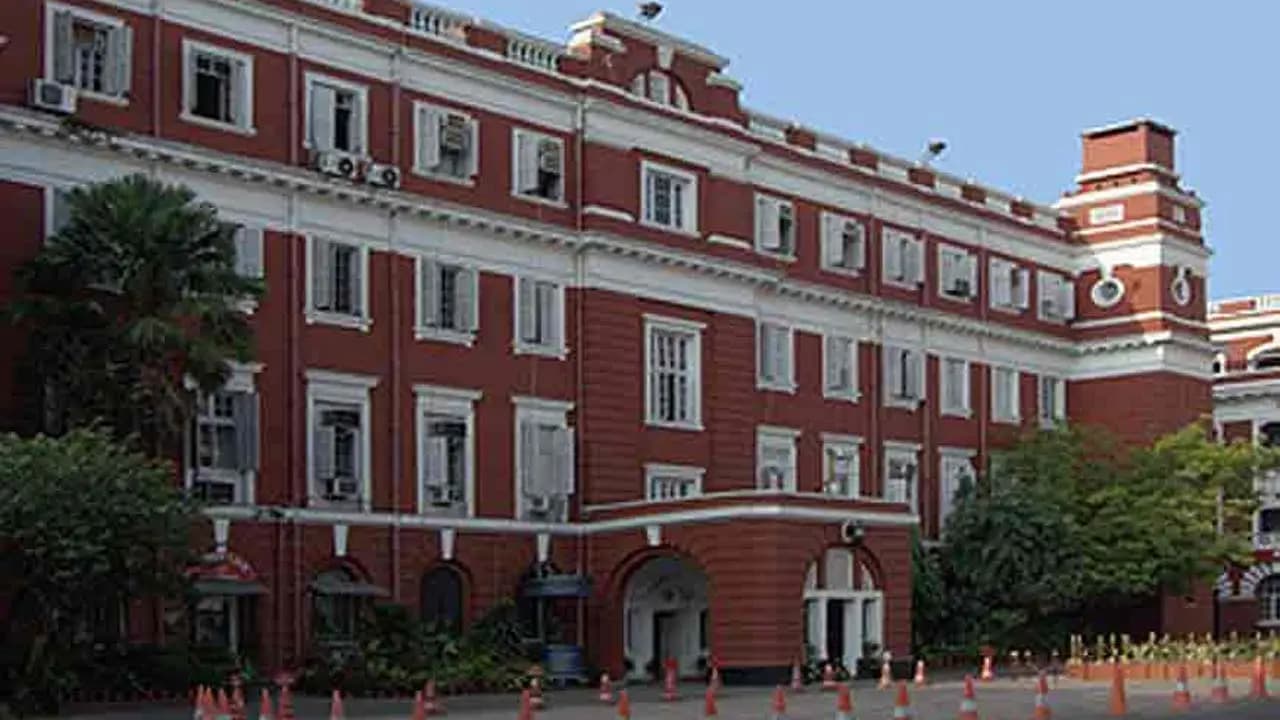 Major Reshuffle in Kolkata Police Ahead of Bengal Assembly Election 2026