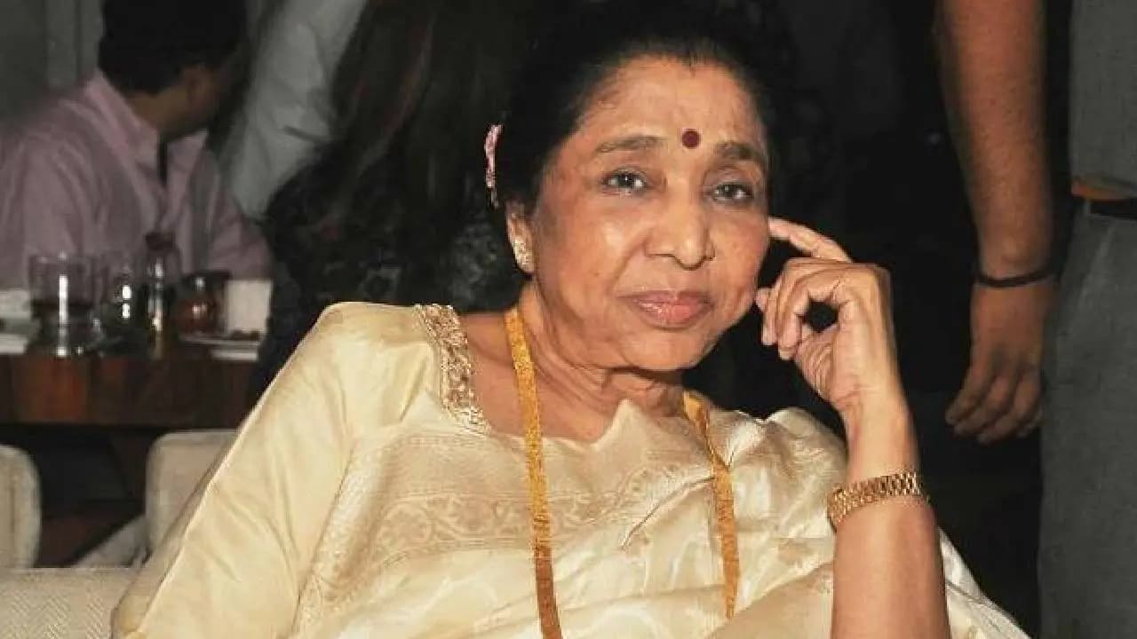 Asha Bhosle Hospitalised: Singer s granddaughter says it is chest infection not heart attack