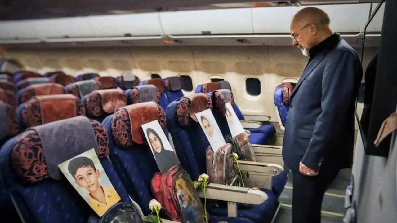 Iran Team's Minab "Companions" On Flight To Pakistan