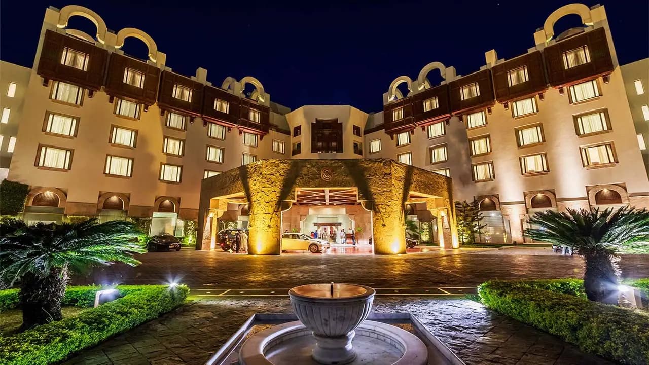 The Pakistan government failed to pay the bill for the Serena Hotel where the US-Iran talks were held