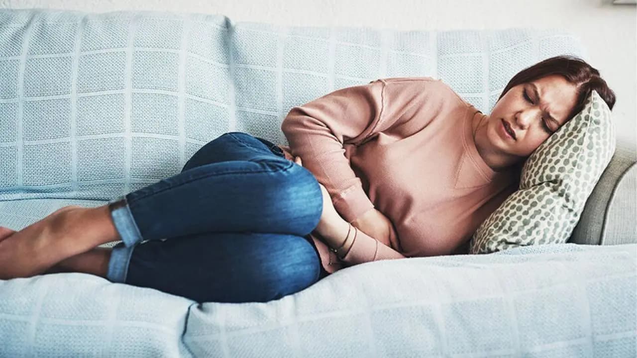 Period Diet Tips: Fruits to Avoid or Limit to Reduce Cramps and Bloating During Menstruation