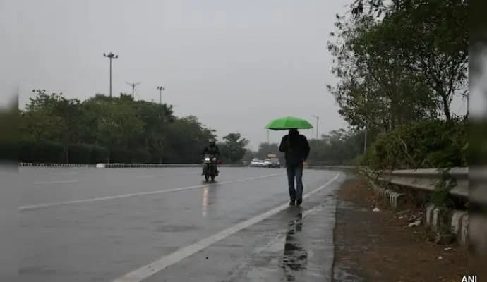 Delhi Burns At 52.3 Degrees