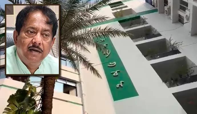 ed raids on jyotipriya mallick office at aranya bhawan