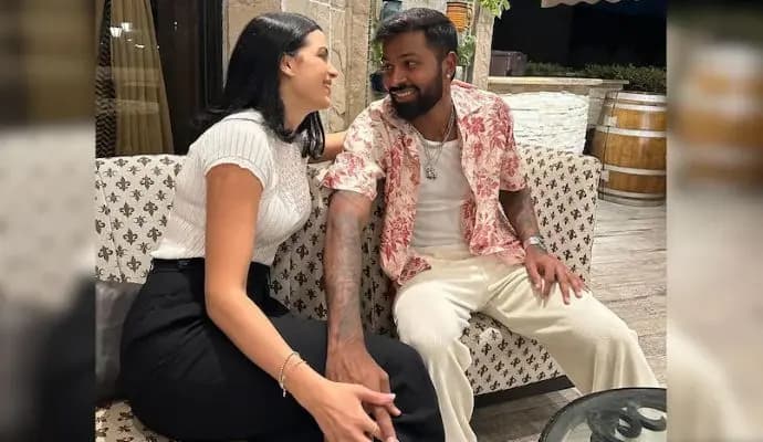 Natasa Stankovic Drops Agastya At Hardik Pandyas Place spt