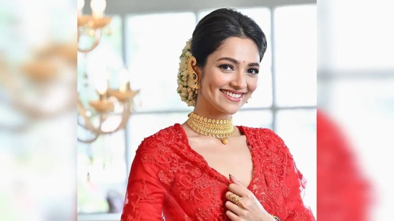 Susmita Chaterjee debut her first South Indian film What the fish
