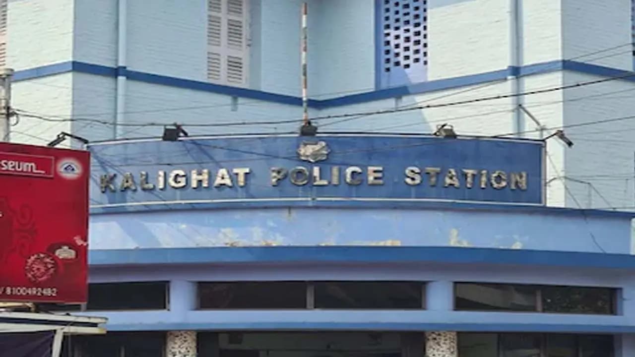 Officers-in-Charge of Kalighat and two other police stations removed ahead of the second phase of voting