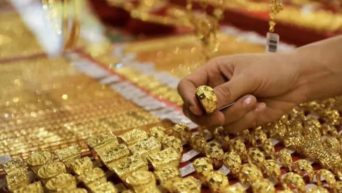 Gold Price Today Check 22 carat Gold Price on top cities on 11 December gnr