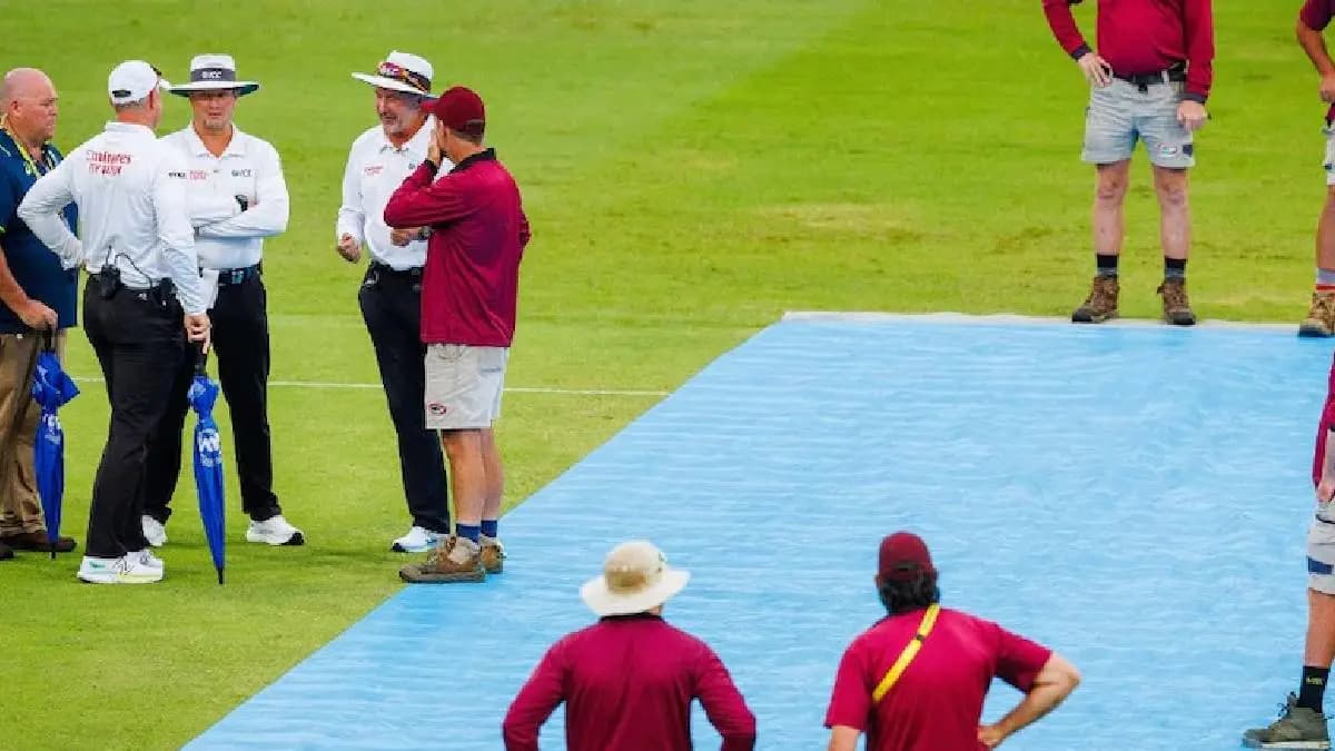 rain threat in brisbane test