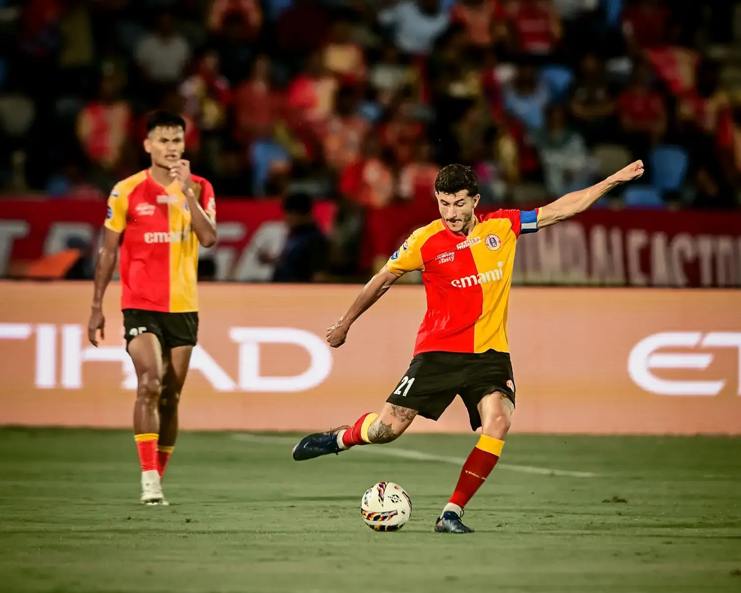 East Bengal beat Mumbai City FC, climbs to first position
