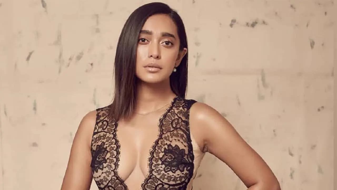 Harvard Honors Sayani Gupta as South Asian Person of the Year Amid Aasmani s