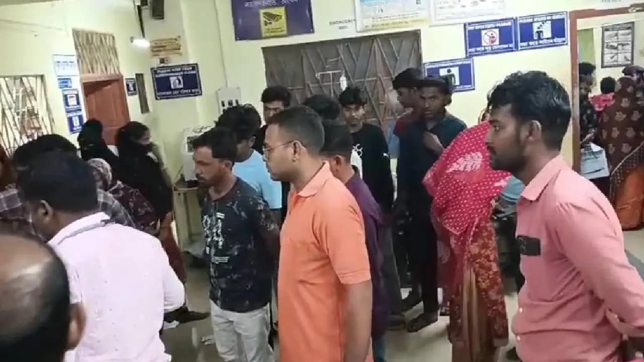 Boy loses both hands in explosion while attempting to remove stockpiled bombs out of fear in Murshidabaad