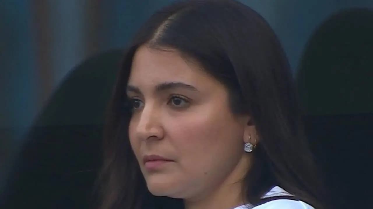 Why Anushka Sharma is Away from Bollywood