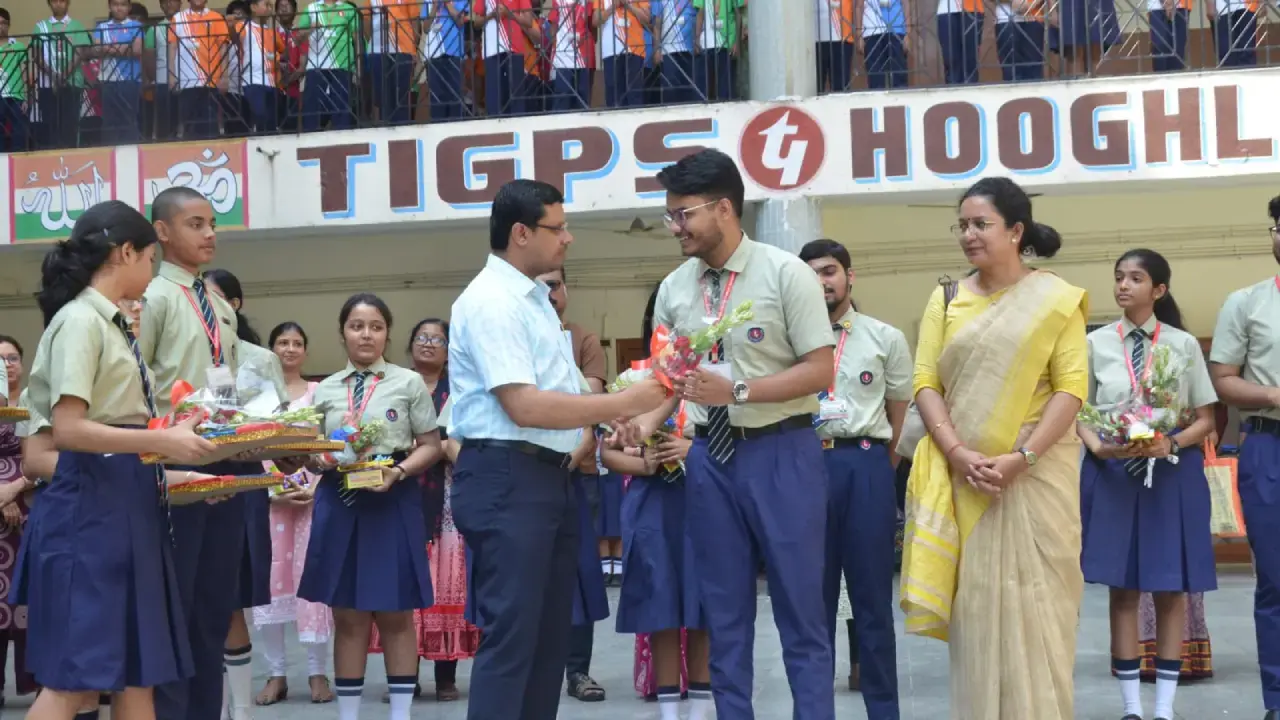 CBSE Result: Students of Chinsurah Techno India Public school performed excelently