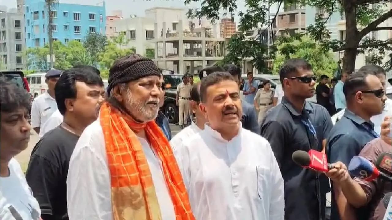Suvendu Adhikari, Mithun Chakraborty