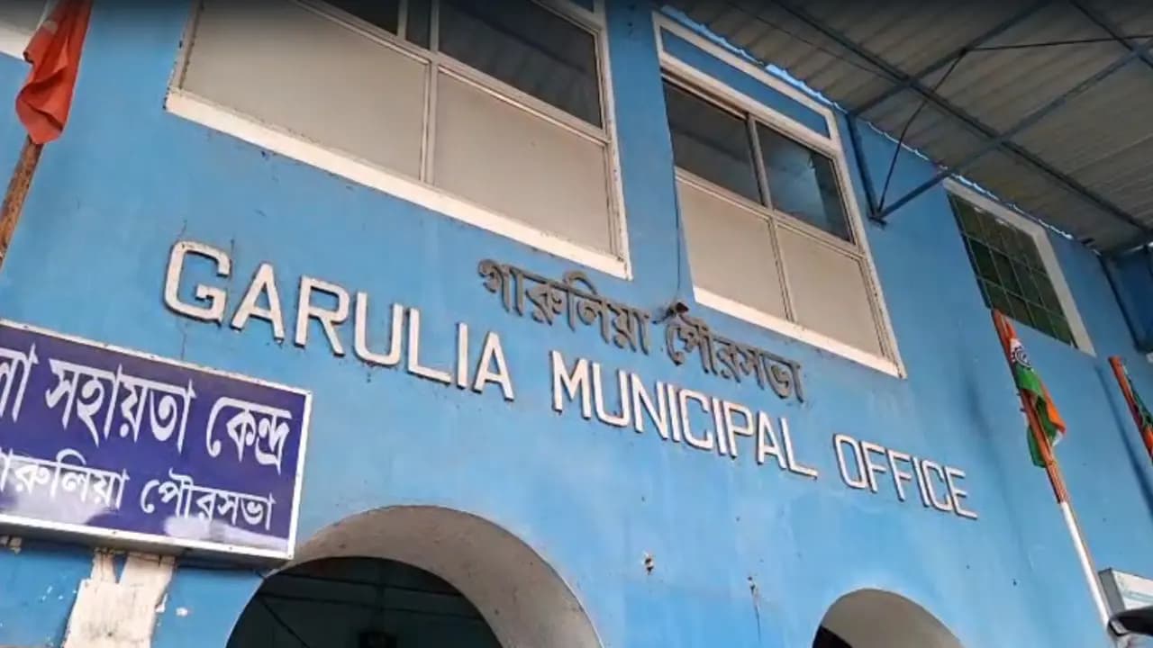 Chairman of Garulia municipality decides to resign from his post