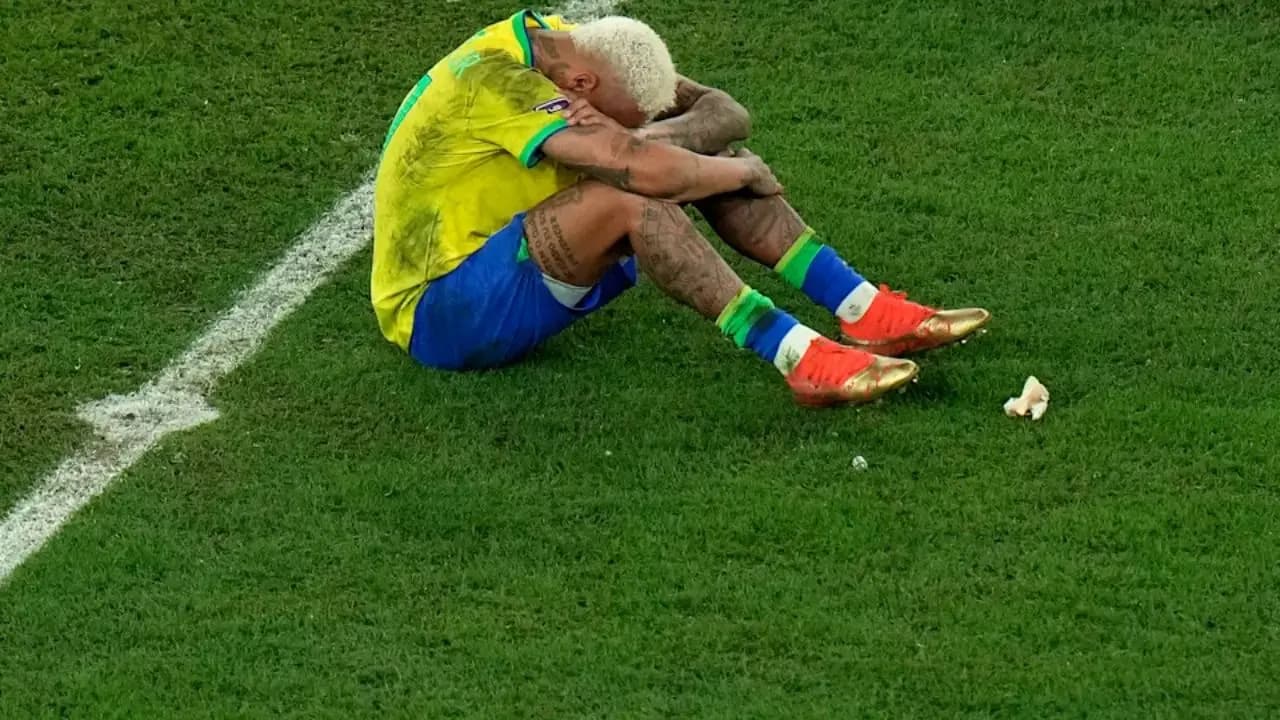 Neymar cried all night after return into World Cup squad