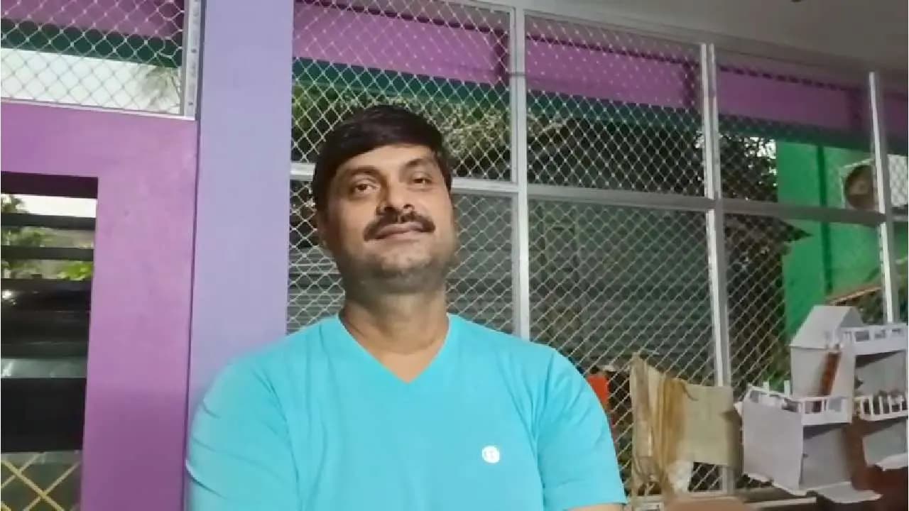 Bhadreswar Municipality Chairman Resigns Along With 8 Councillors