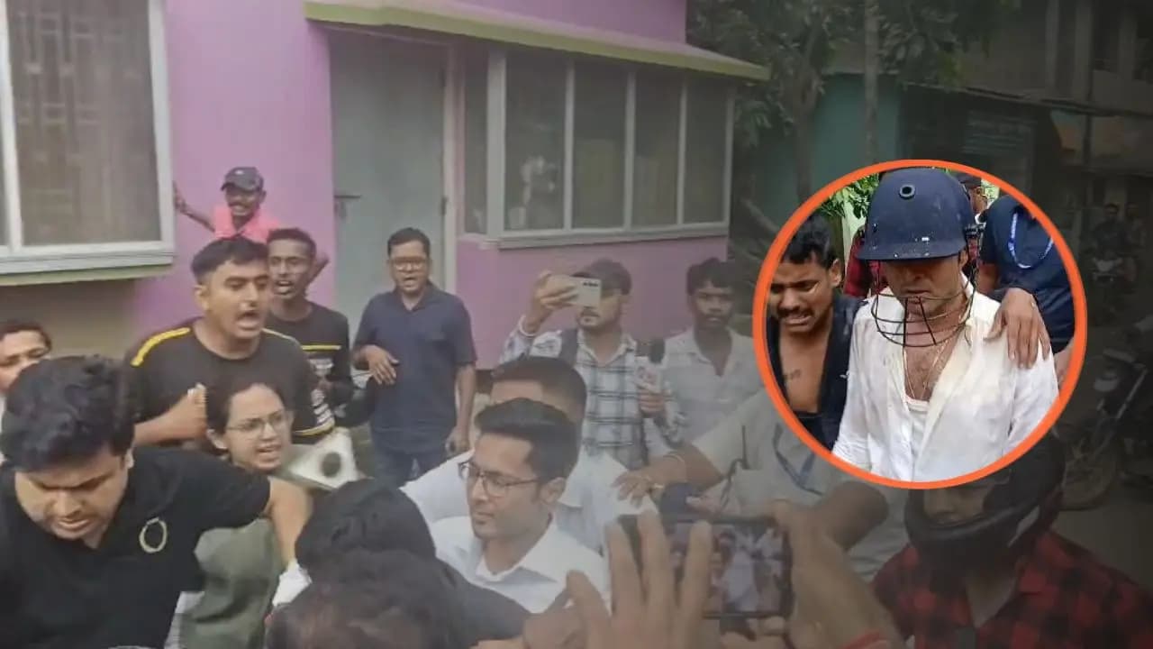 Upon spotting Abhishek Banerjee in Sonarpur shoes and eggs were hurled at him and chor chor slogans rang out