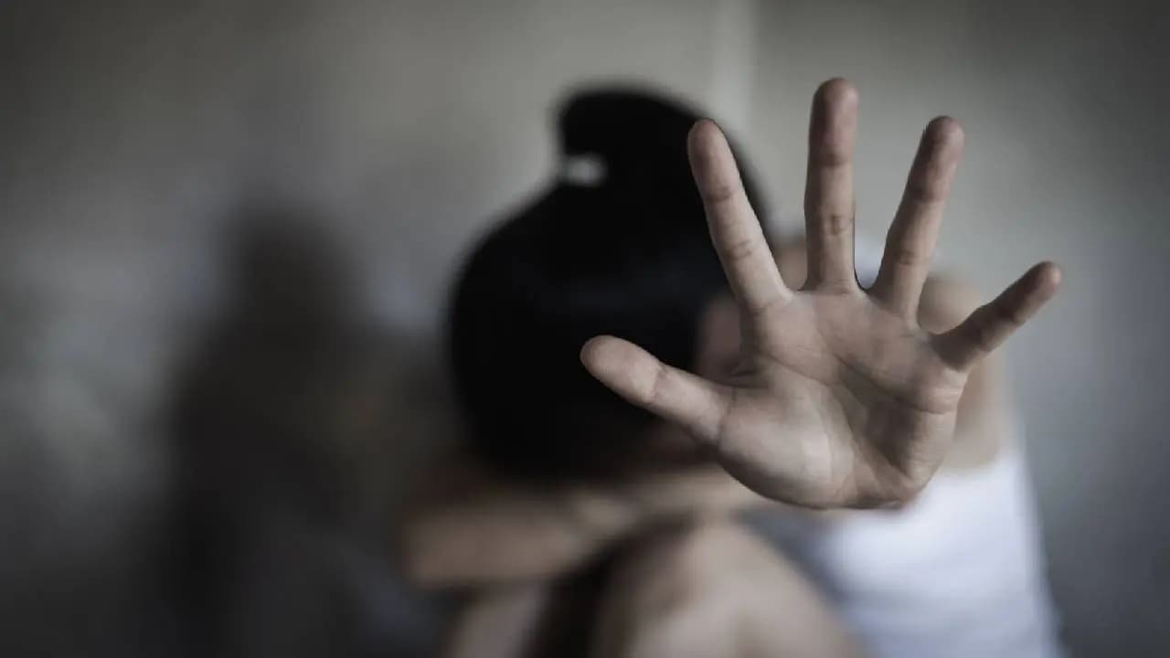 Class Seven Girl' Students Physically Assaulted in West Midnapore Teacher Among Seven Arrested