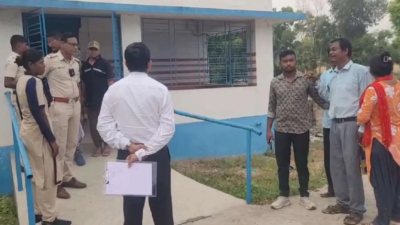 Couple found dead at a hotel in Digha