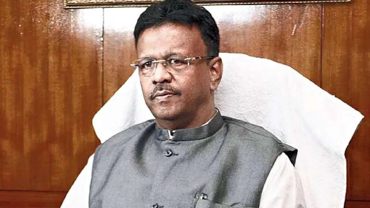 CID in Firhad Hakim Residence in West Bengal Assembly Signature Forgery Case