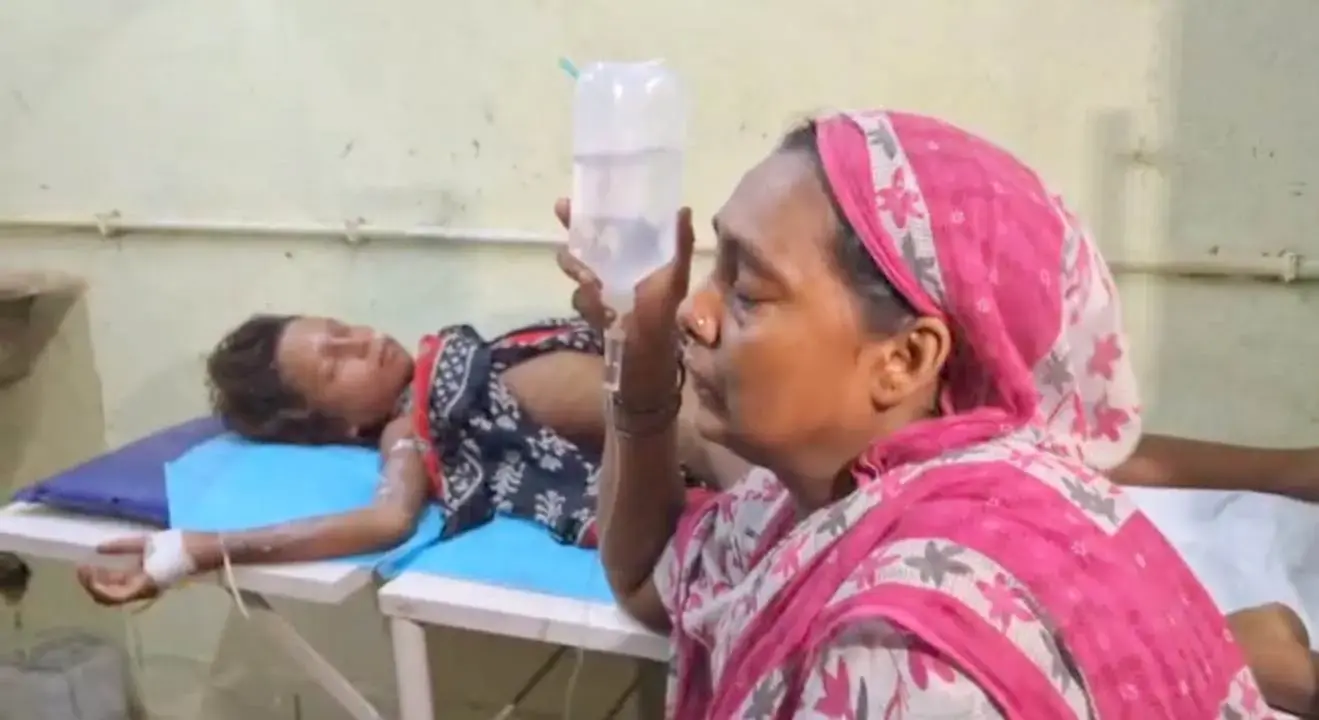 Three girls were injured in a massive bomb explosion in Mandirbazar South 24 Parganas