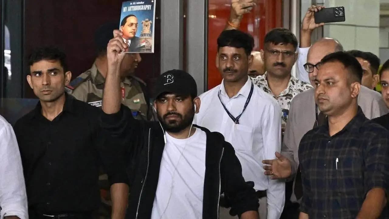 Cockroach Janata Party: Abhijeet Dipke Arrives in Delhi With Ambedkar Portrait CJP Launches First Protest Over NEET Scam