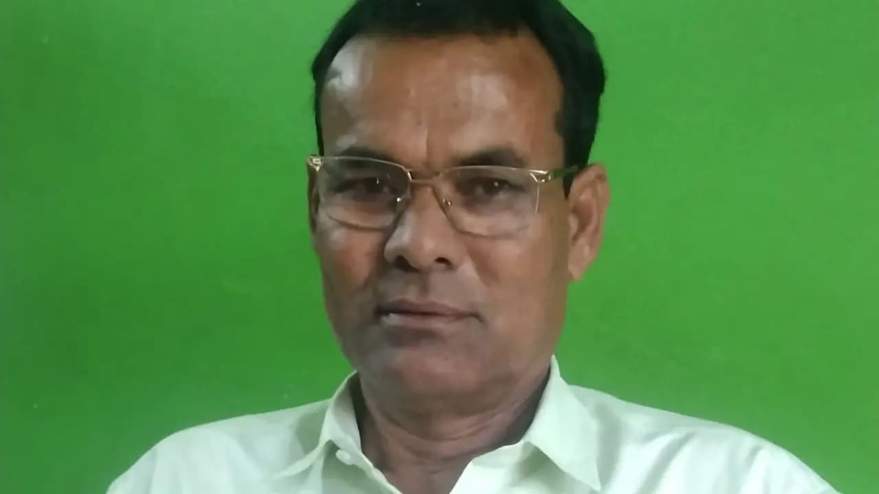 Murder after being summoned to an arbitration meeting TMC president of Mangalkot region Mihir Ghosh passed away