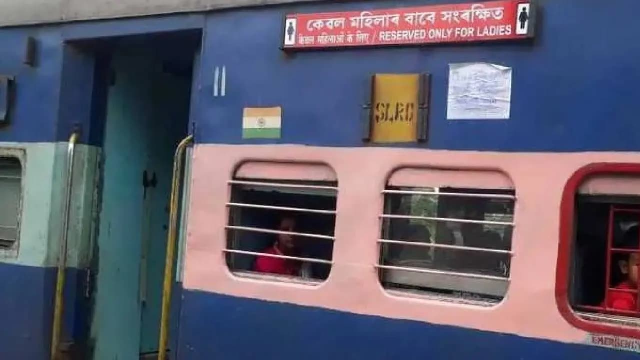 Shocking Viral News: Two Women Secretly Filmed Inside Dense Ladies Coach By Fellow Female Passengers