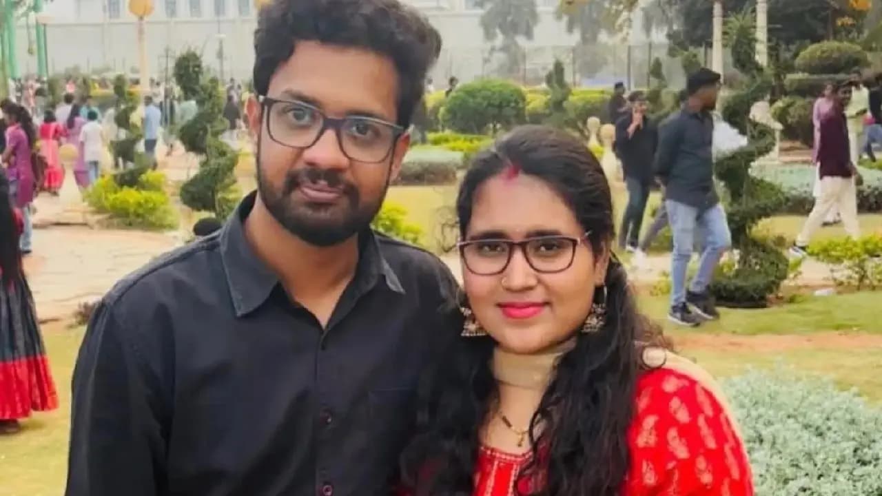Delhi Techie Found Dead On Honeymoon here what her husband says