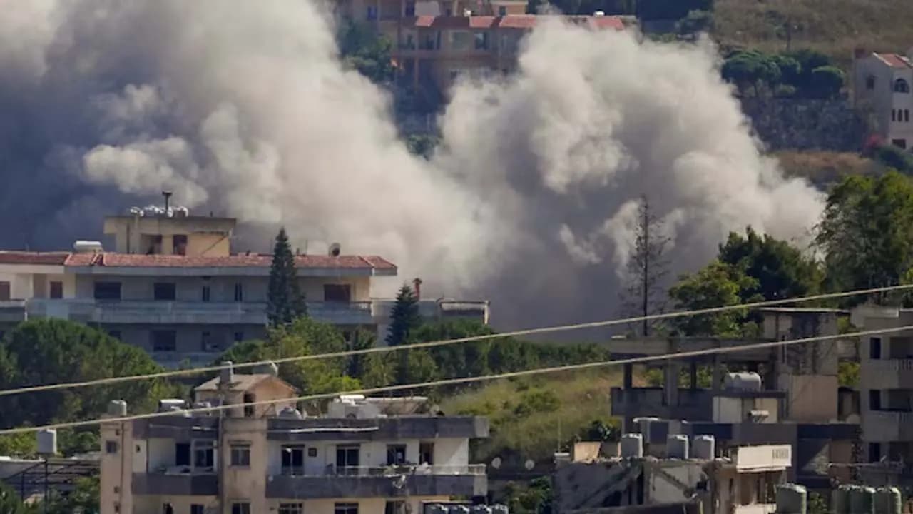 Israel violated the ceasefire: Netanyahu brushes off Trumps warning Israel launches airstrikes and drone attacks in Lebanon amidst the ceasefire