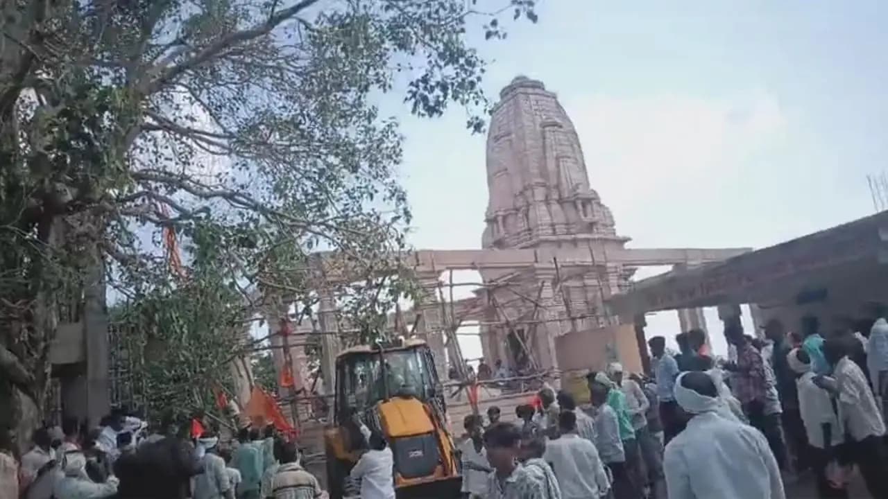 Maharashtra Temple Collapse: Tragic accident at a Hanuman temple in Maharashtras Parbhani district At least five dead many trapped under the rubble