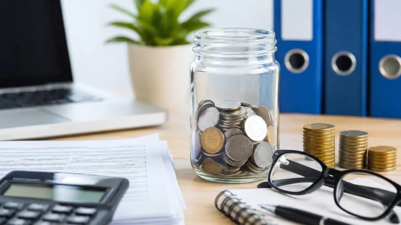 Form 16 to Stay for Now: What Salaried Taxpayers Need to Know About the New Form 130