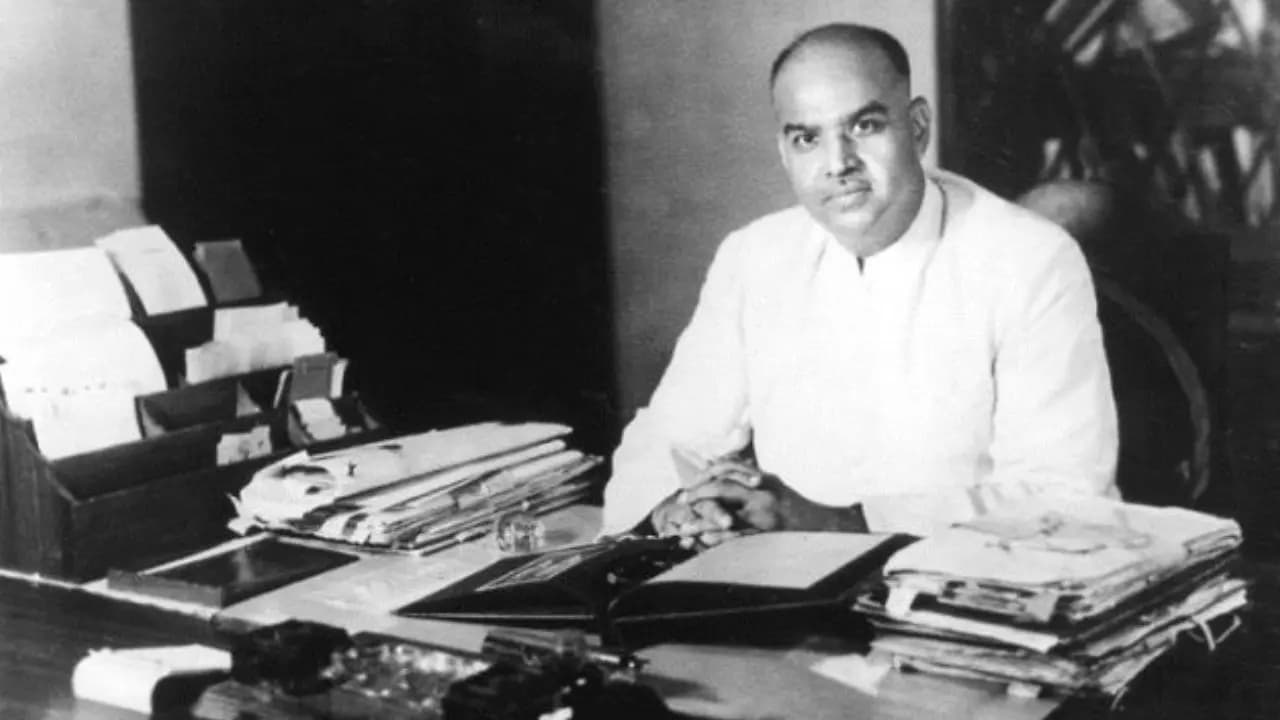 Kolkata is getting ready to celebrate Shyamaprasads 125th birthday
